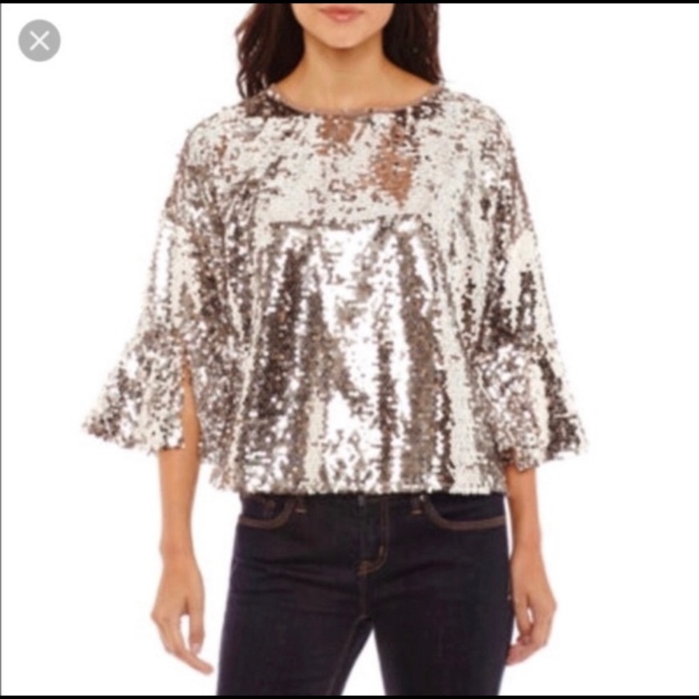 Bold Element Woman sequin Round Neck blouse